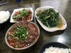 -晏老九豆花饭家常菜(上海城店)