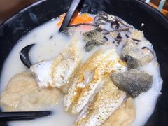 -渔米丰·广府鱼汤米线(光明广场店)
