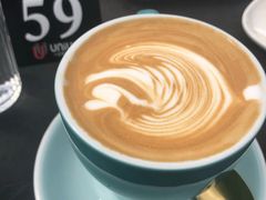 -UNI UNI(环亚凯瑟琳店)