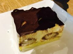 星巴克咖啡提拉米苏蛋糕-星巴克(潍坊万达广场店)