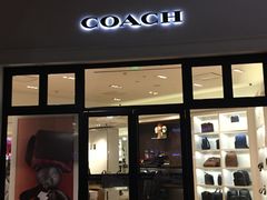 -COACH蔻驰(百联奥特莱斯广场店)