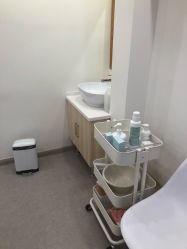 -悦芳庭美肤美体品牌集合店