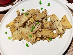 松露酱炒笋尖-小大董·烤鸭(凤凰汇店)