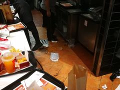 -肯德基(春申店)