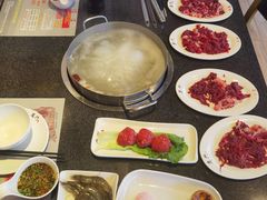 -名门潮牛·鲜牛肉海鲜火锅.烧烤自助餐厅(诚丰广场店)