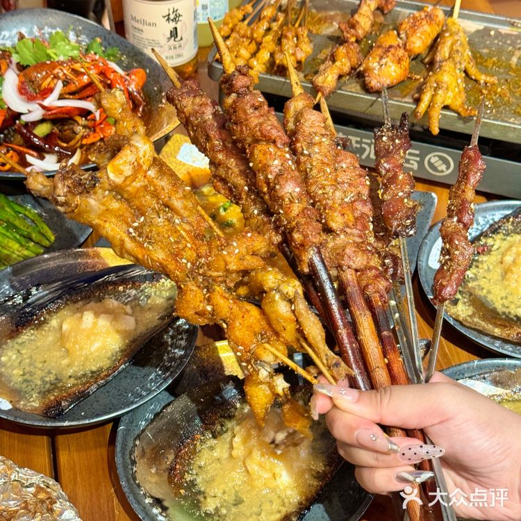 海鲜烧烤氛围感小酒馆🌊追着日落赶海去！