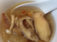 松茸菌菇汤-廊亦舫Lang Yi Fang Restaurant(金桥店)