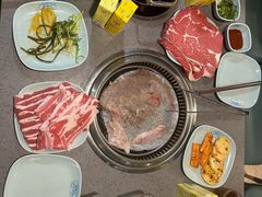 -金滏山烤肉·海鲜·火锅自助餐厅(襄阳万达店)