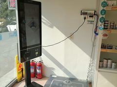 -宠颐生中康贝怡动物医院