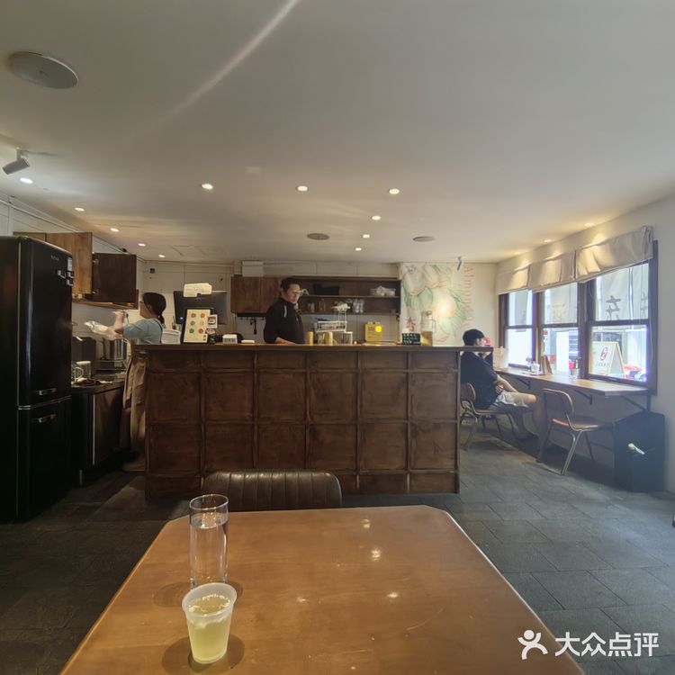 南京醉红酒吧街 吃啥 吃关东煮 早点南京甜点