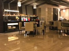 -夏阳湖皇冠假日酒店-自助餐厅