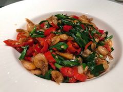 渔家韭菜炒河虾-富淳饭店(陆家嘴保利广场店)