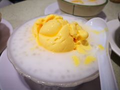 红豆西米雪球-芬芳甜品(同福路店)
