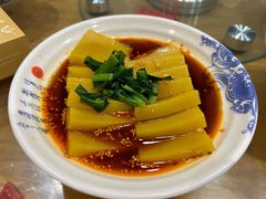 -蓝田九大碗民俗食府(蓝田店)