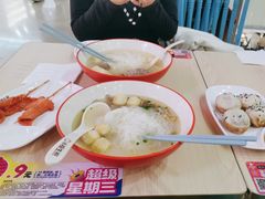 -小杨生煎(金山百联购物中心3楼店)