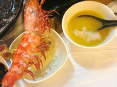 -鲜入围煮花胶鸡海鲜火锅