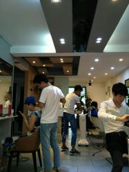 -COMO SALON 烫染可茉发型