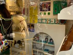 -LADY FAFA(巨鹿路陕西南路路口店)