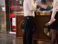 -半岛翡丽海鲜自助餐厅(观风亭店)