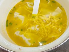 -笑来喜馄饨小笼工坊(通扬路店)