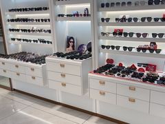 -J-Optical佳视明眼镜·蔡司视觉(青岛金茂览秀城店)