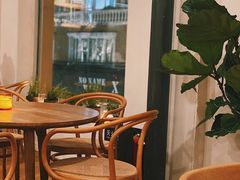 靠窗位-BOR Eatery(安福路店)