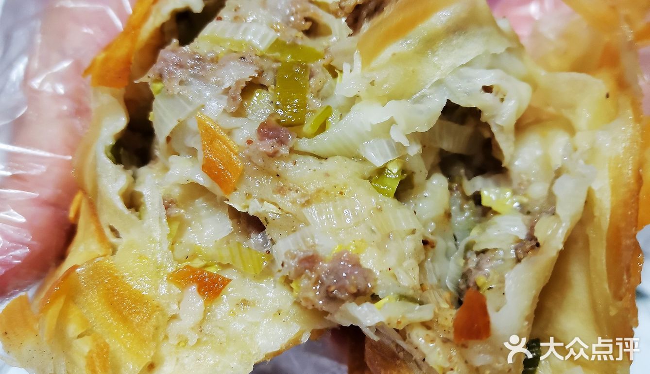 吃饼两分钟，排队一小时❓牛顶酥宫廷酥牛肉饼