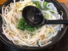 -丽虹云南过桥米线(兴工街店)