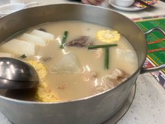 -肥仔文澳门猪骨煲(南京西路店)