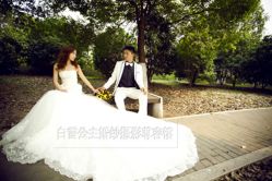 -白雪公主婚纱摄影