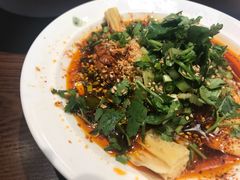 -成都你六姐·牛肉冒菜(城市集市合生汇店)