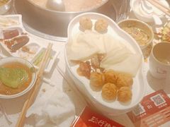 -三人行骨头王火锅(长寿店)