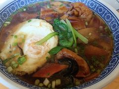 -沪西老弄堂面馆(定西路店)