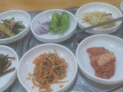 -24 新村雪浓汤(长白山烤肉店)