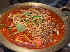 -张翻越·川渝冒菜·武汉黑鸭煲(城北万象城店)