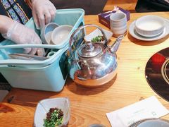 -野山舂·贵州现舂酸汤火锅(鸿通城店)