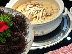 -益氣煲·筒骨砂锅火锅(安吉直营店)