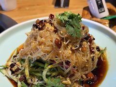 -锅老头海鲜铁锅炖