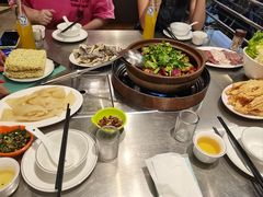 -胡须佬鸡煲四季火锅店(石厦西村直营店)