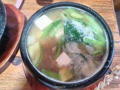 -百年石锅饭·朝鲜族传统民餐