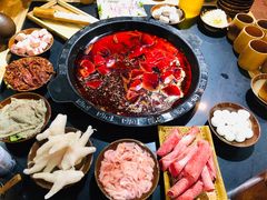 麻大侠秘制红锅底-麻大侠老火锅(巴国城店)