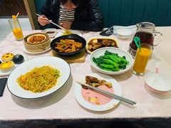 -清真·小梅鸽香港餐厅·小鼎玖煲(立丰城店)