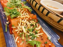 -包整·丝娃娃(一览甲秀楼风景店)