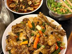 -鸿顺老铁锅美蛙鱼府(解放碑店)