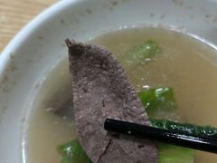 -三身人金新肠粉(丹霞店)