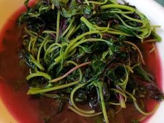 -小芙蓉湘菜馆(易生活购物公园店)