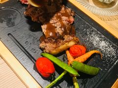 -MOMENT湖景餐厅(解放路店)
