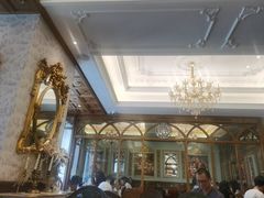 -秘密旅行Bonjour(黑金冠 江南西店)