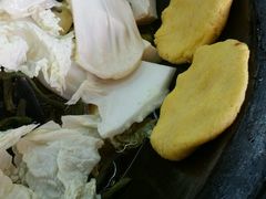 -屯老二农家铁锅炖·行业领军者(梅江店)