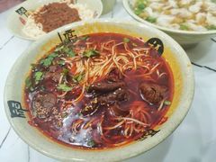 肥肠酸辣粉-张大娘面馆(新城路店)
